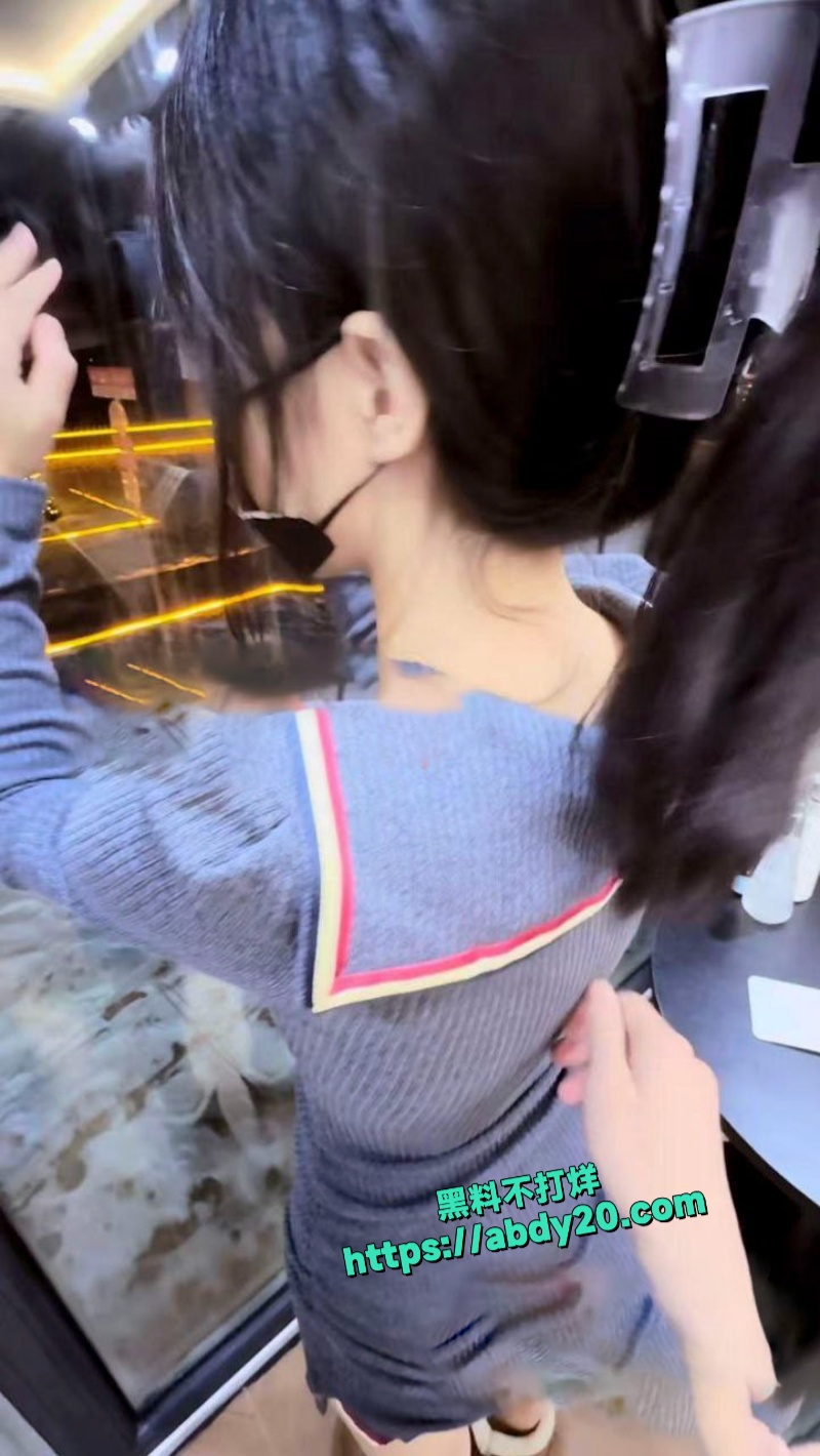 海角大神意淫自己的妹妹视频更新 1