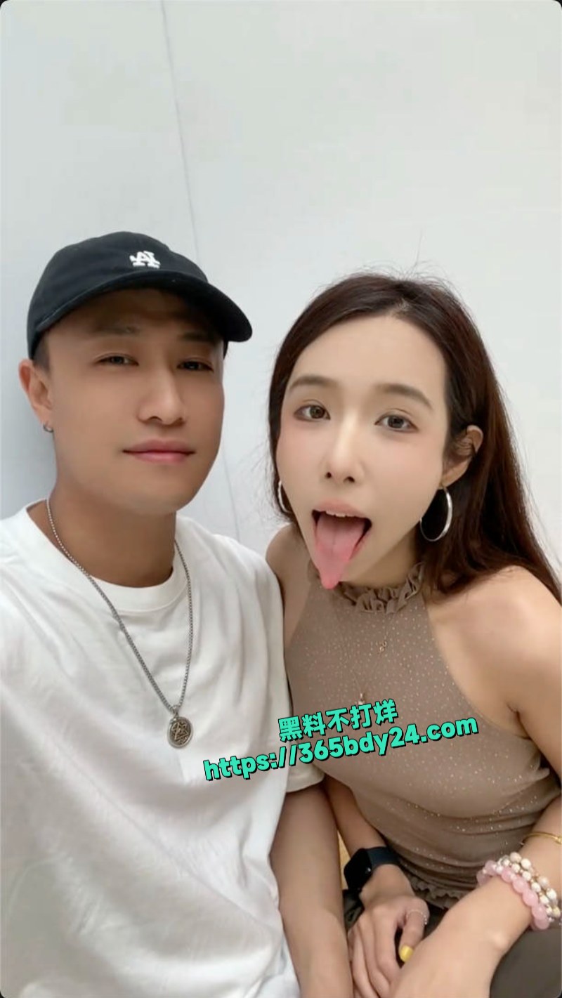 抖音网红啊瓜满街跑不雅视频全网首发 2