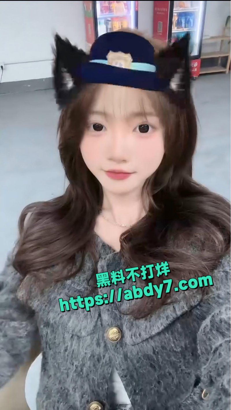 江苏苏州常熟理工大学大二 学生张丽冉2