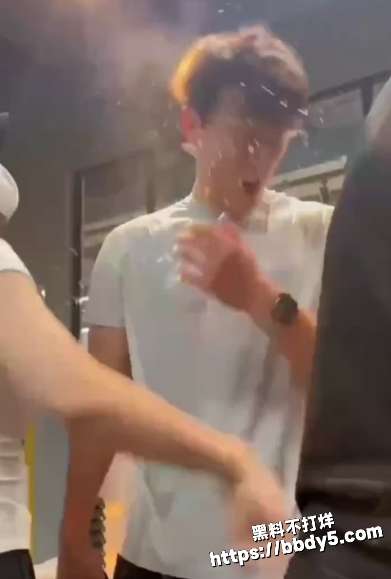 健身教练真会玩1