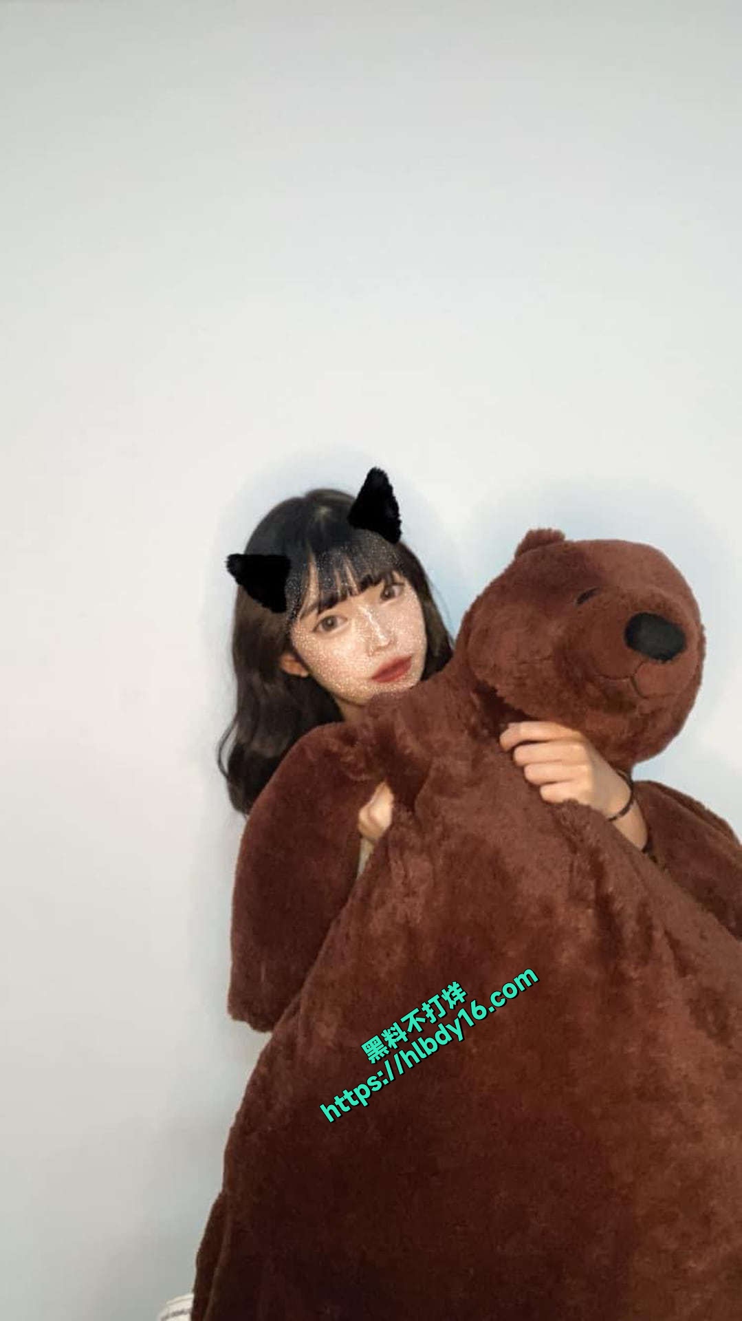 nnIwf1J7o