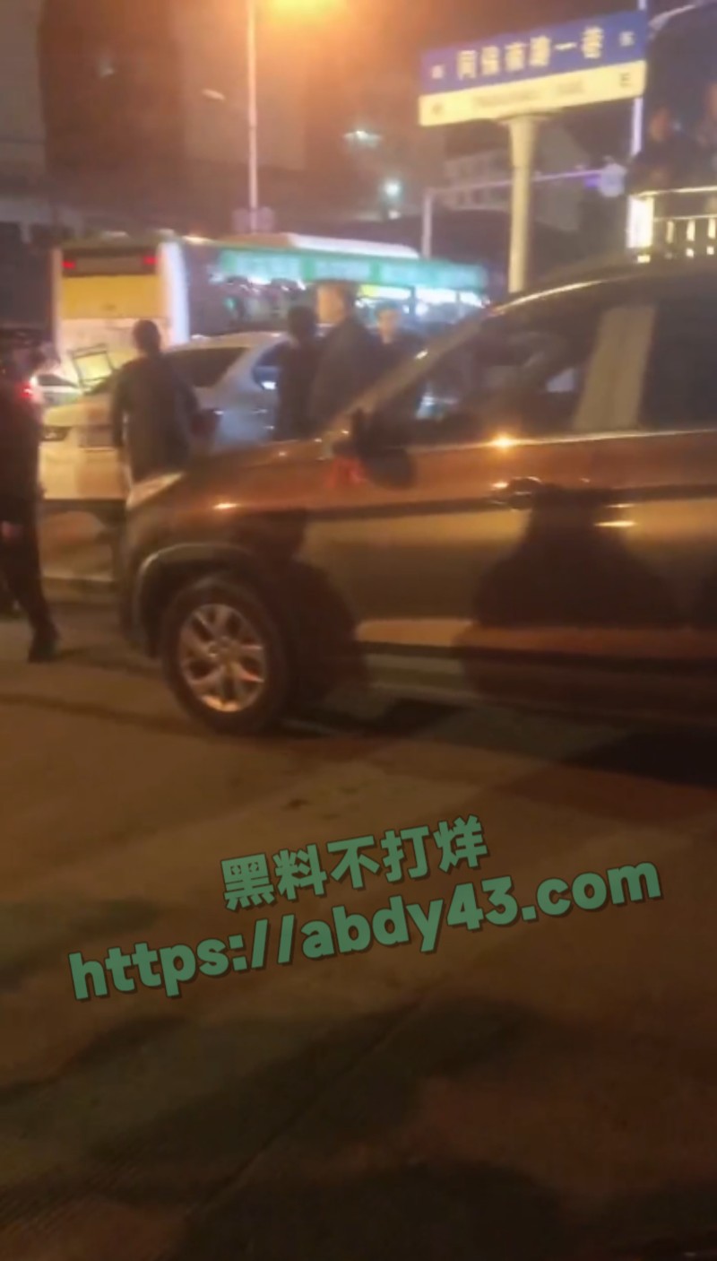 湖南邵阳武冈两男情杀5