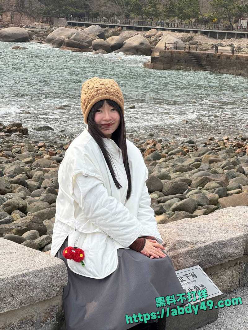 大奶眼镜妹3