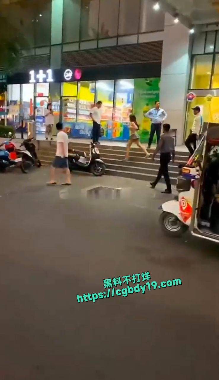 柬埔寨🇰🇭和美女网聊奔现，发现其竟是“人妖”1