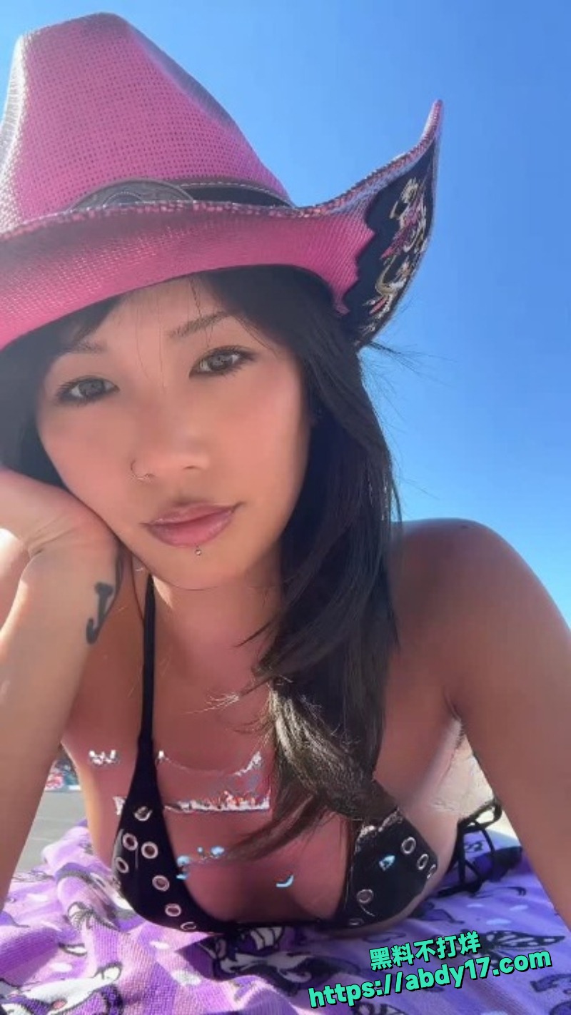 sleepychew自慰男友视频 4