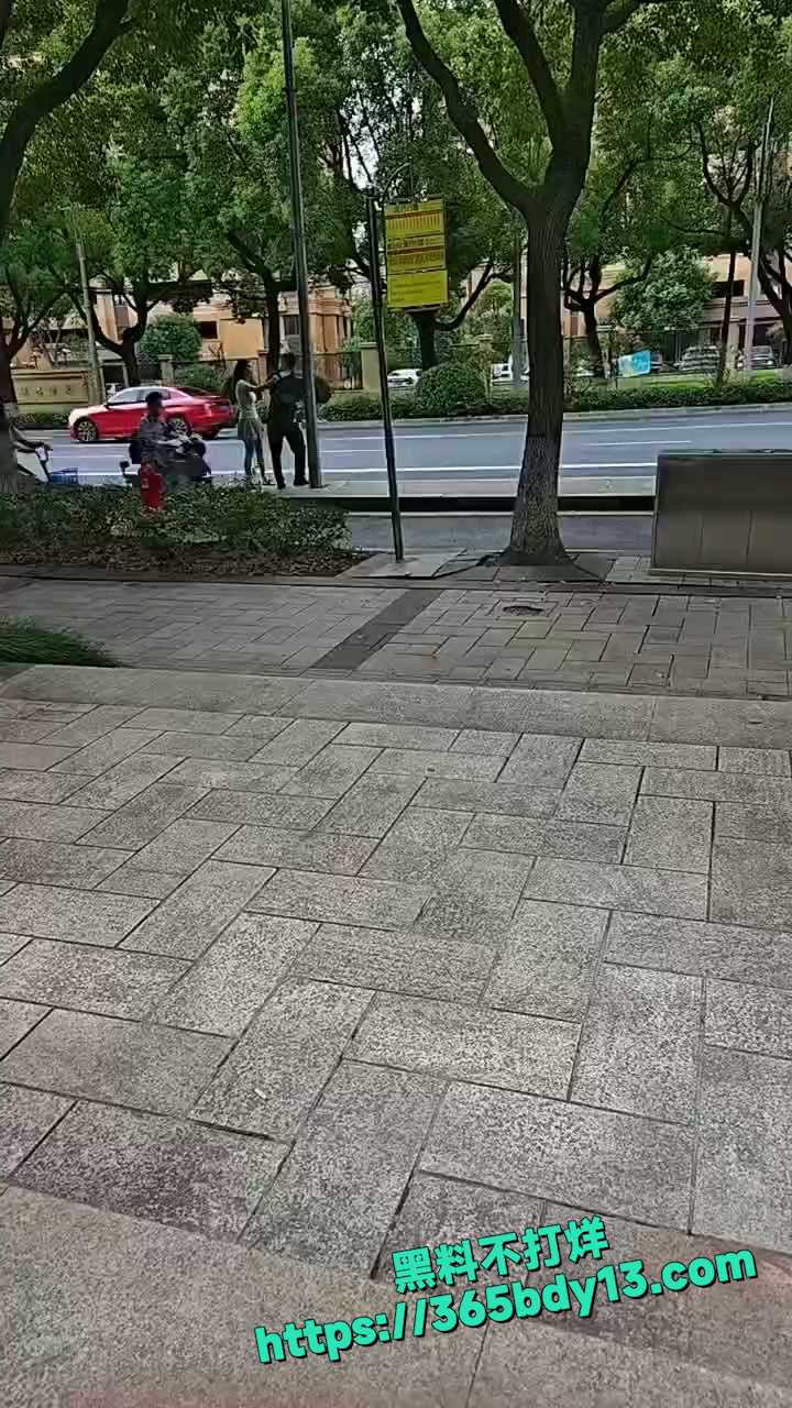 渣男聊骚10来个女的 8