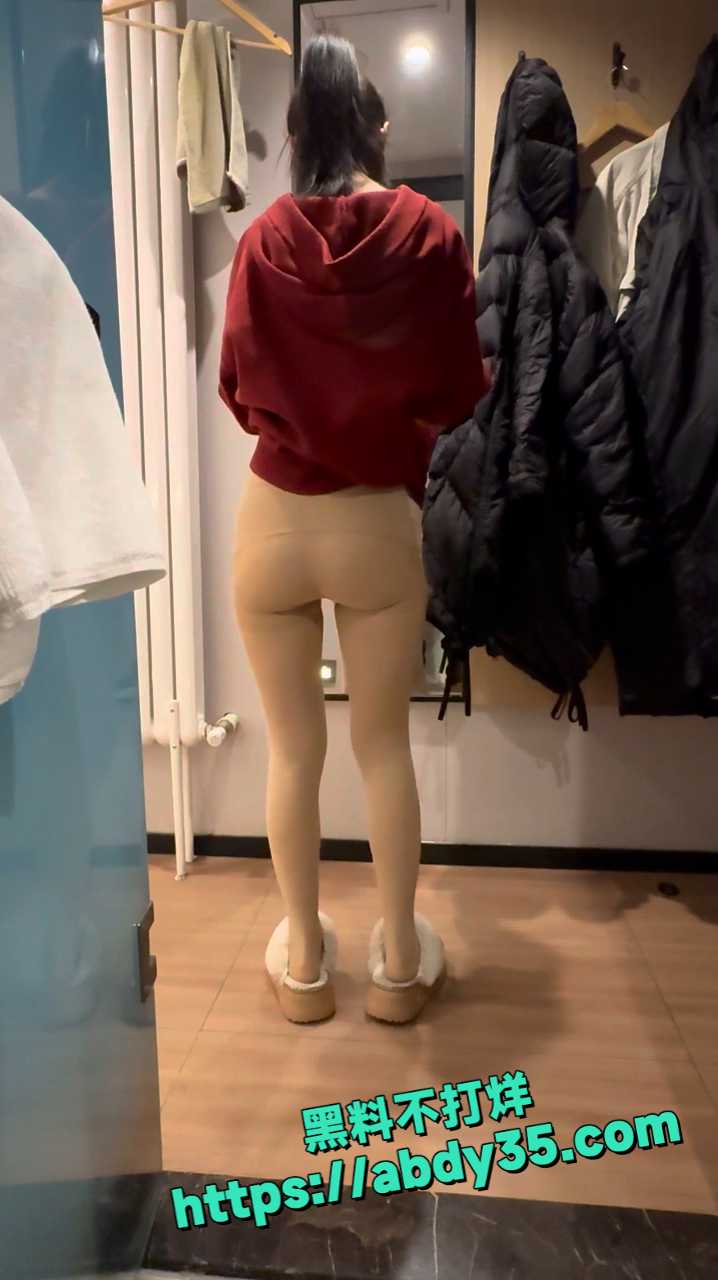 私信解锁圣诞装假阳具25