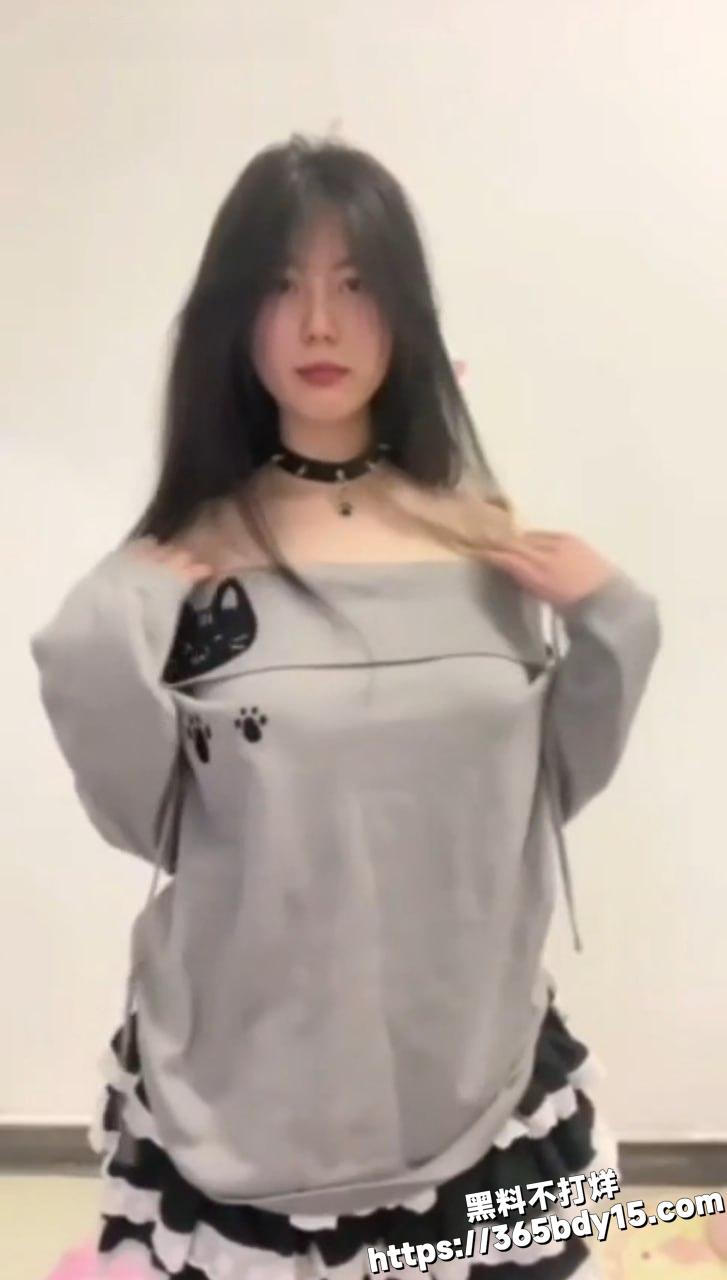 大学生僮僮1