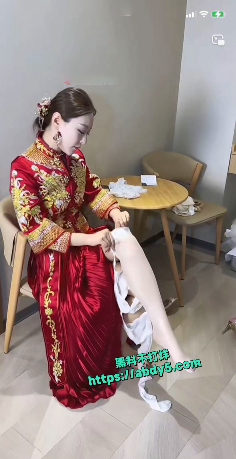 微博网红媚娘白玉花下海视频流出 6