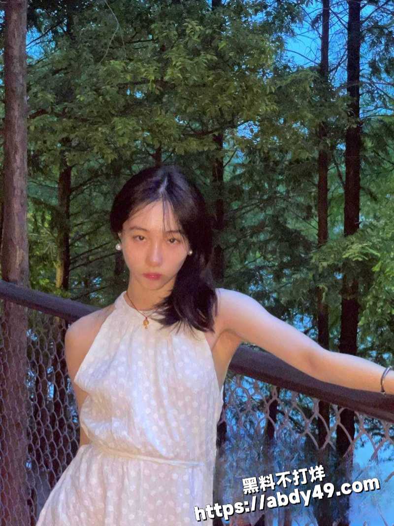 湖南反差学生妹赵娅3