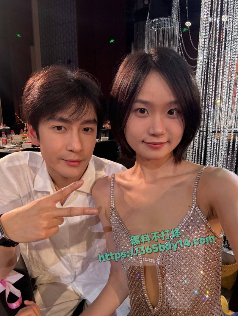 胡楚靓网曝男友小袁出轨F 6