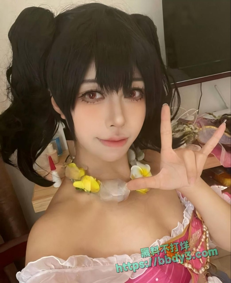 极品COS大神被富哥拿下1