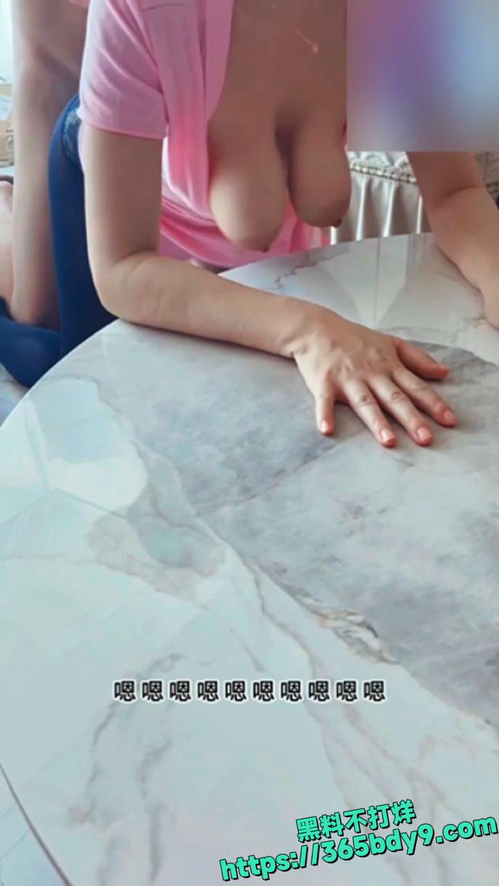 尤物妈妈化身性感护士7