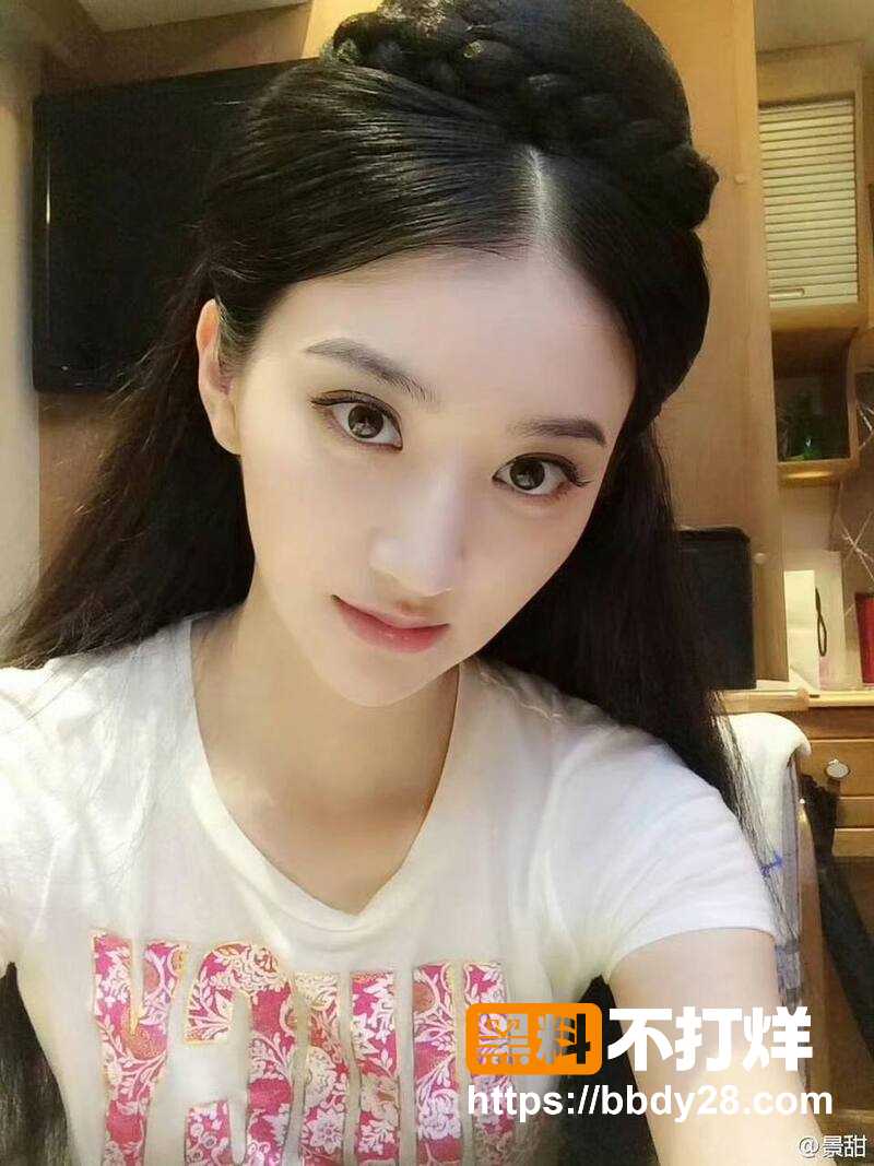 顶流女星景甜代孕索3亿3