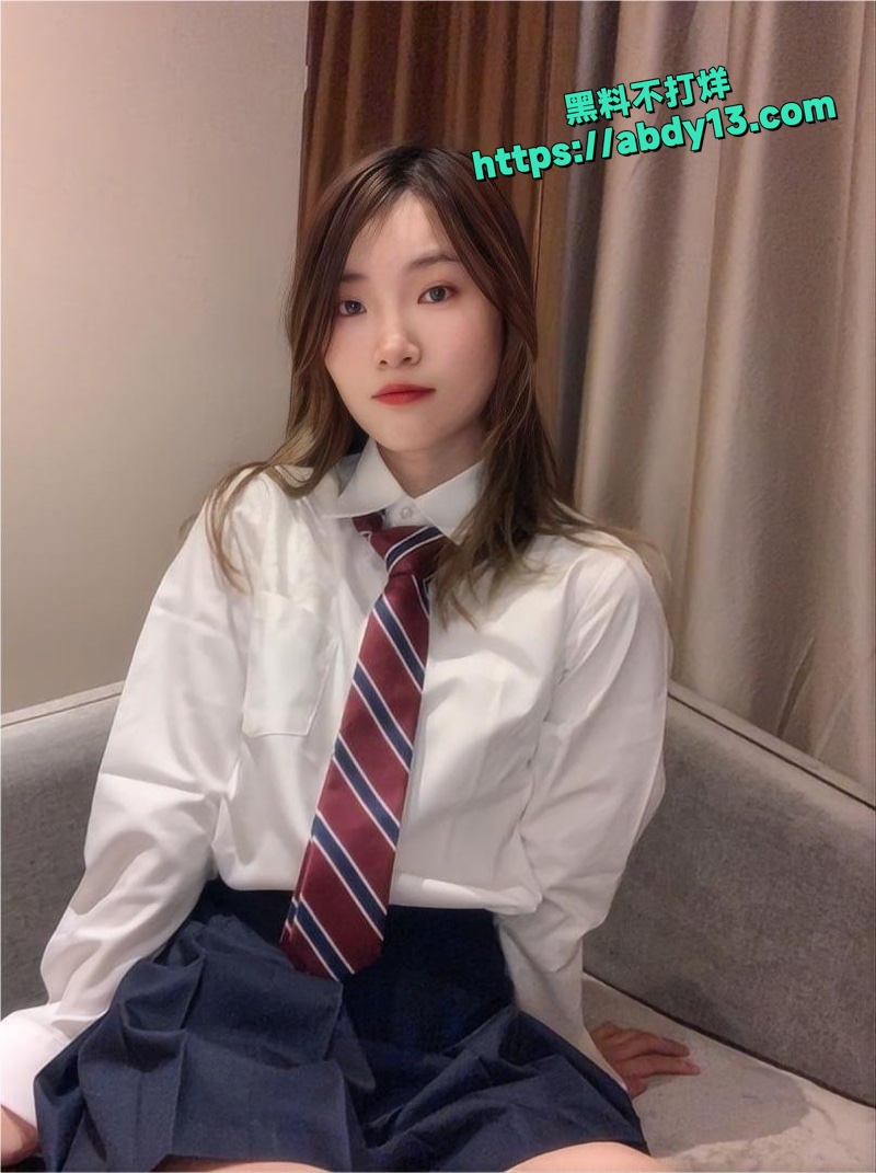 外语学院徐菲超市老板约炮1