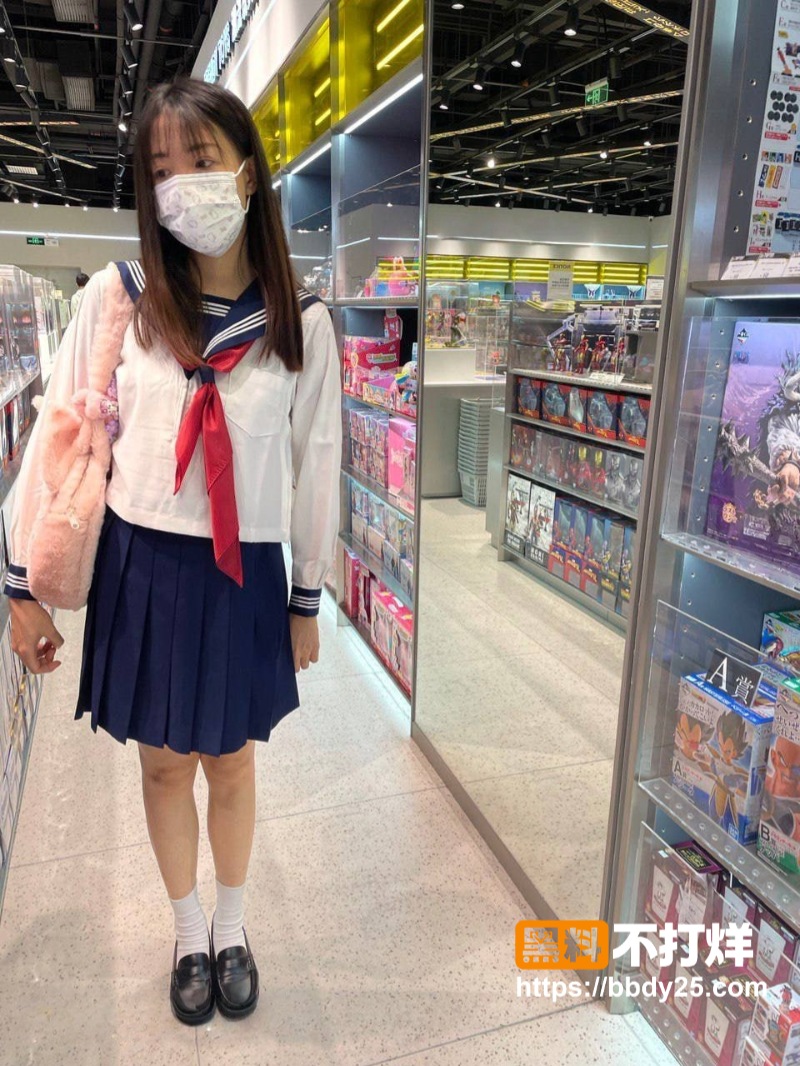 某三甲医院极品反差婊护士吴新园85