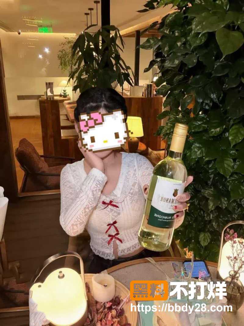 海角社区表妹的诱惑2