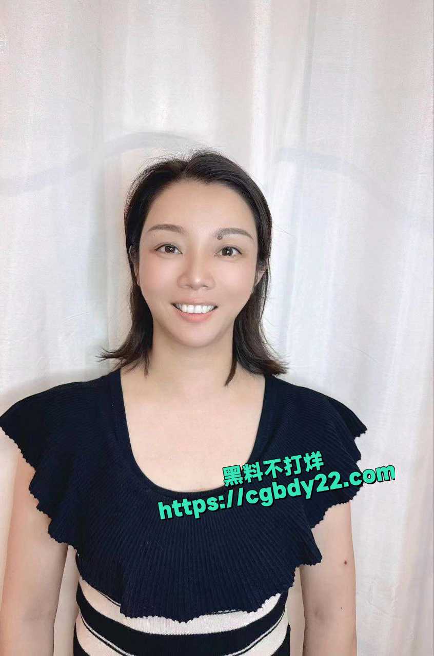 福建麓宝珠宝有限公司 女老总陈凤琴，经常几个大姐姐一起KTV找男模10