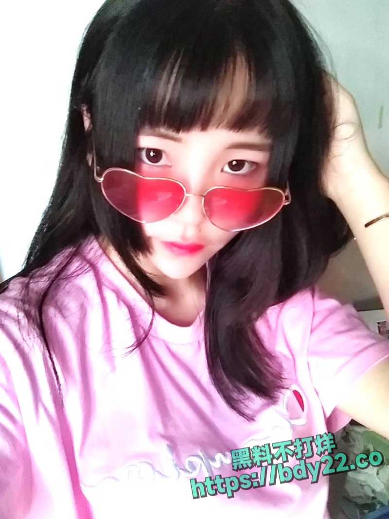 易梦雯45.jpg
