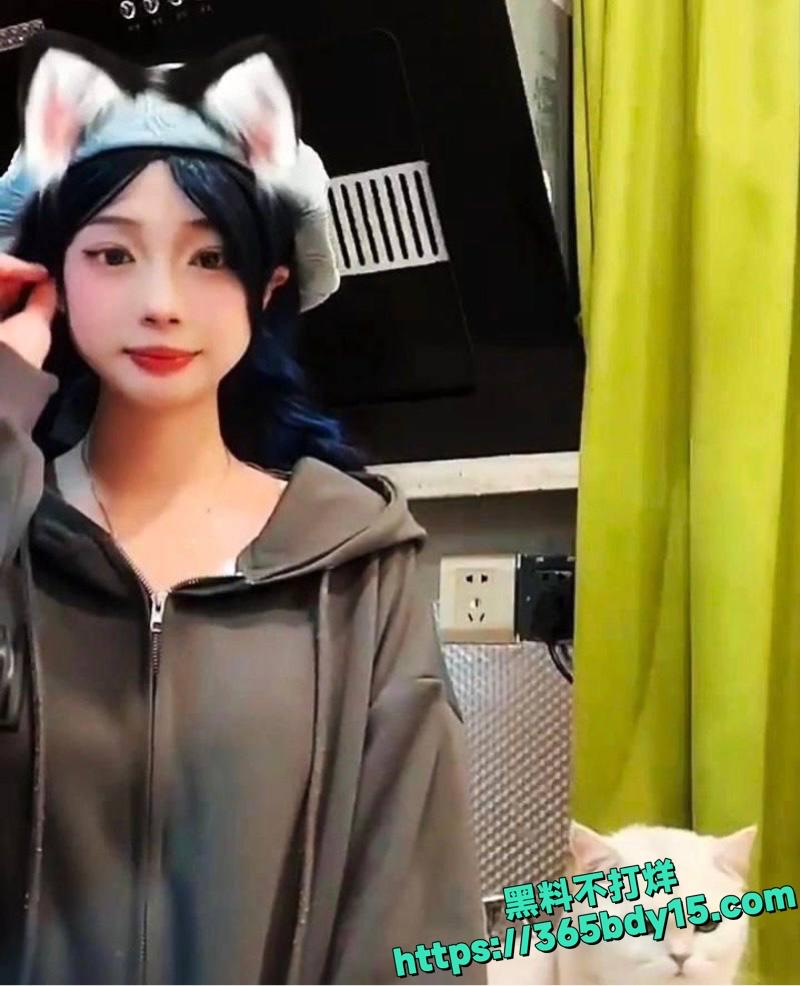 冯晓萌私密视频流出1.