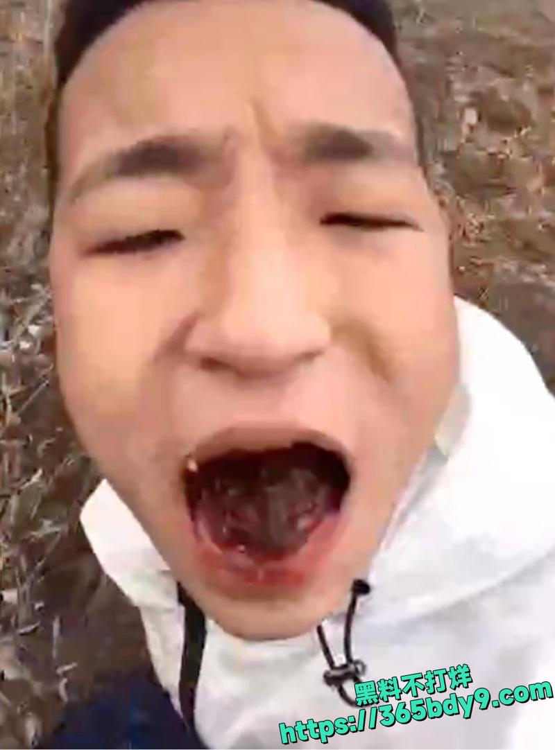 独臂胜哥快手早期吃播震撼全网1