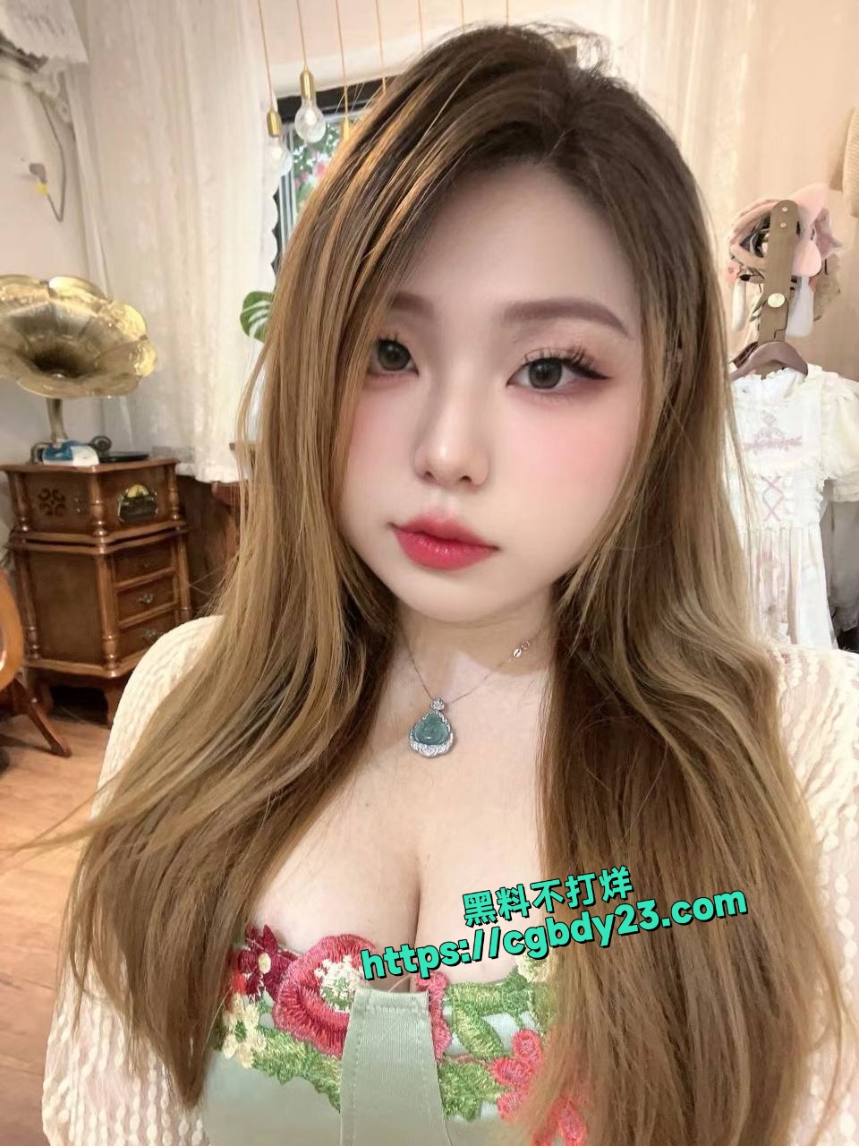 辽宁阜新骚母狗杨舒琦享受被羞辱的刺激感10