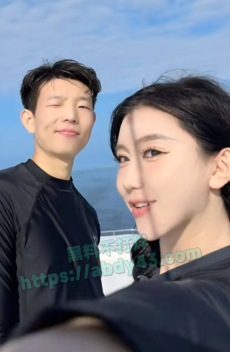 抖音网红博主33在这29