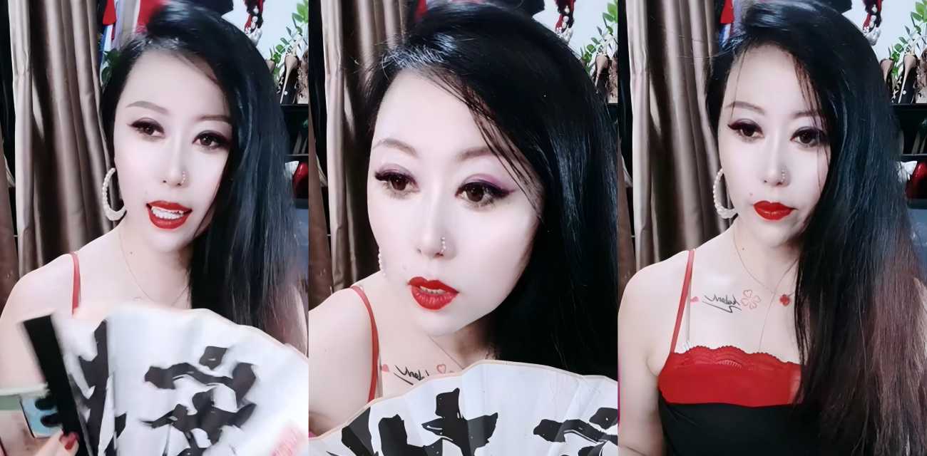 快手大庆网红女人S放大招 私拍尺度高燃 假屌高跟鞋玩嗨 奶子晃到你眼馋