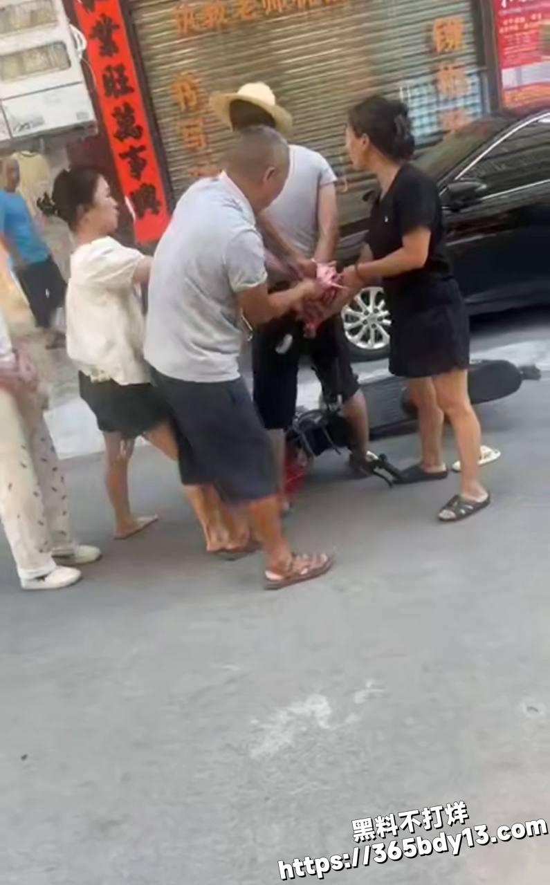 偷女人内衣黑料4
