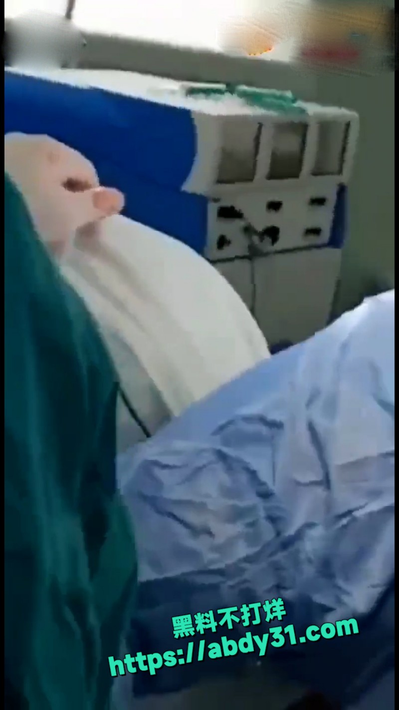 男的对自己能这么狠啊 4