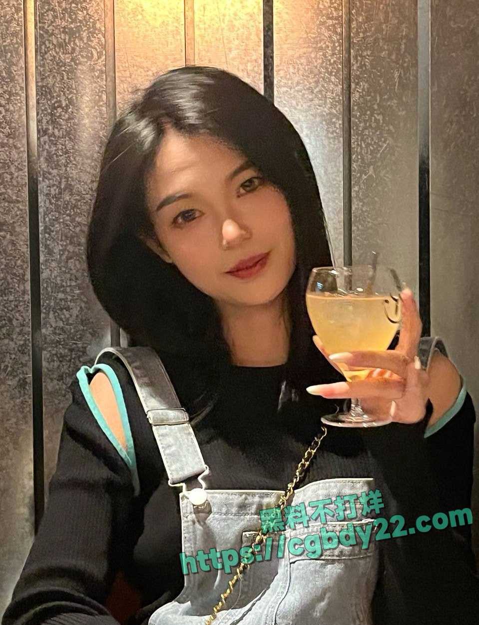 云南高校美女应聘模特3
