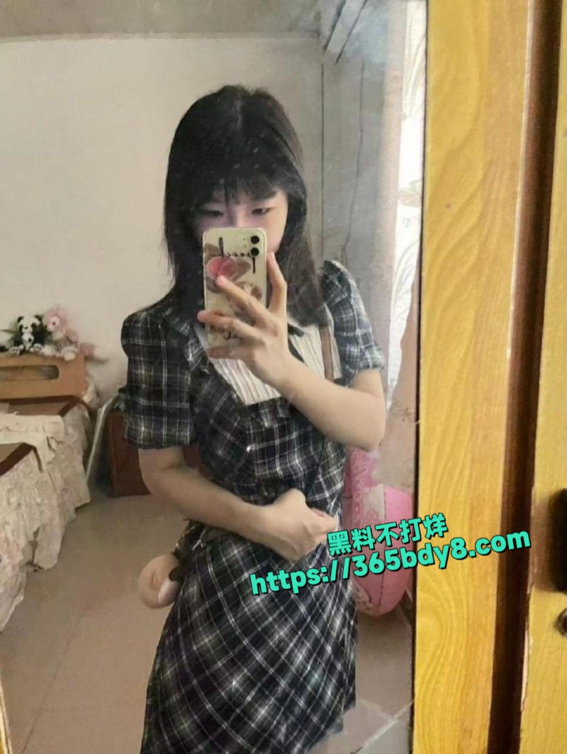 清纯眼镜妹2