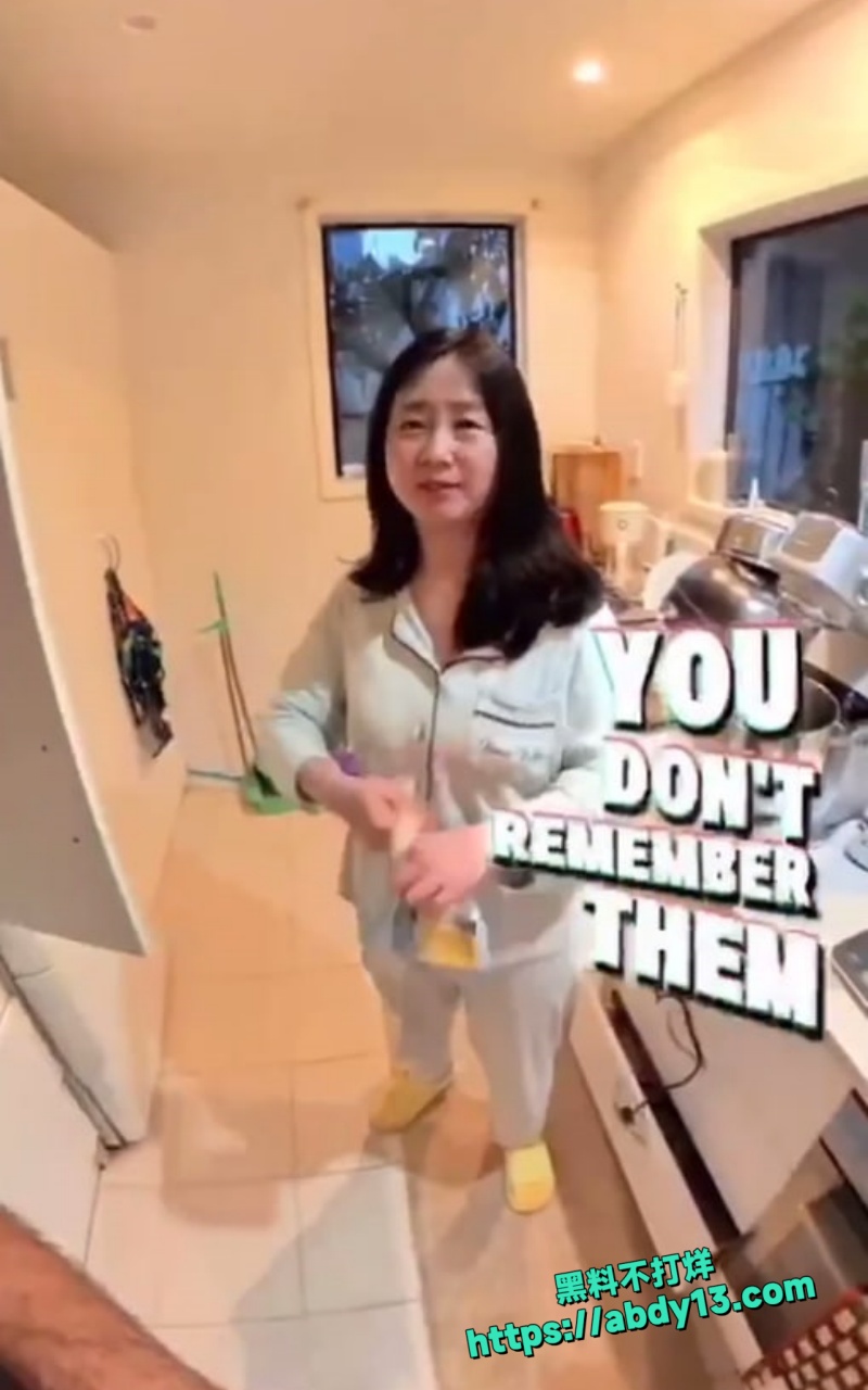 印度博主在外媒炫耀中国妻子2