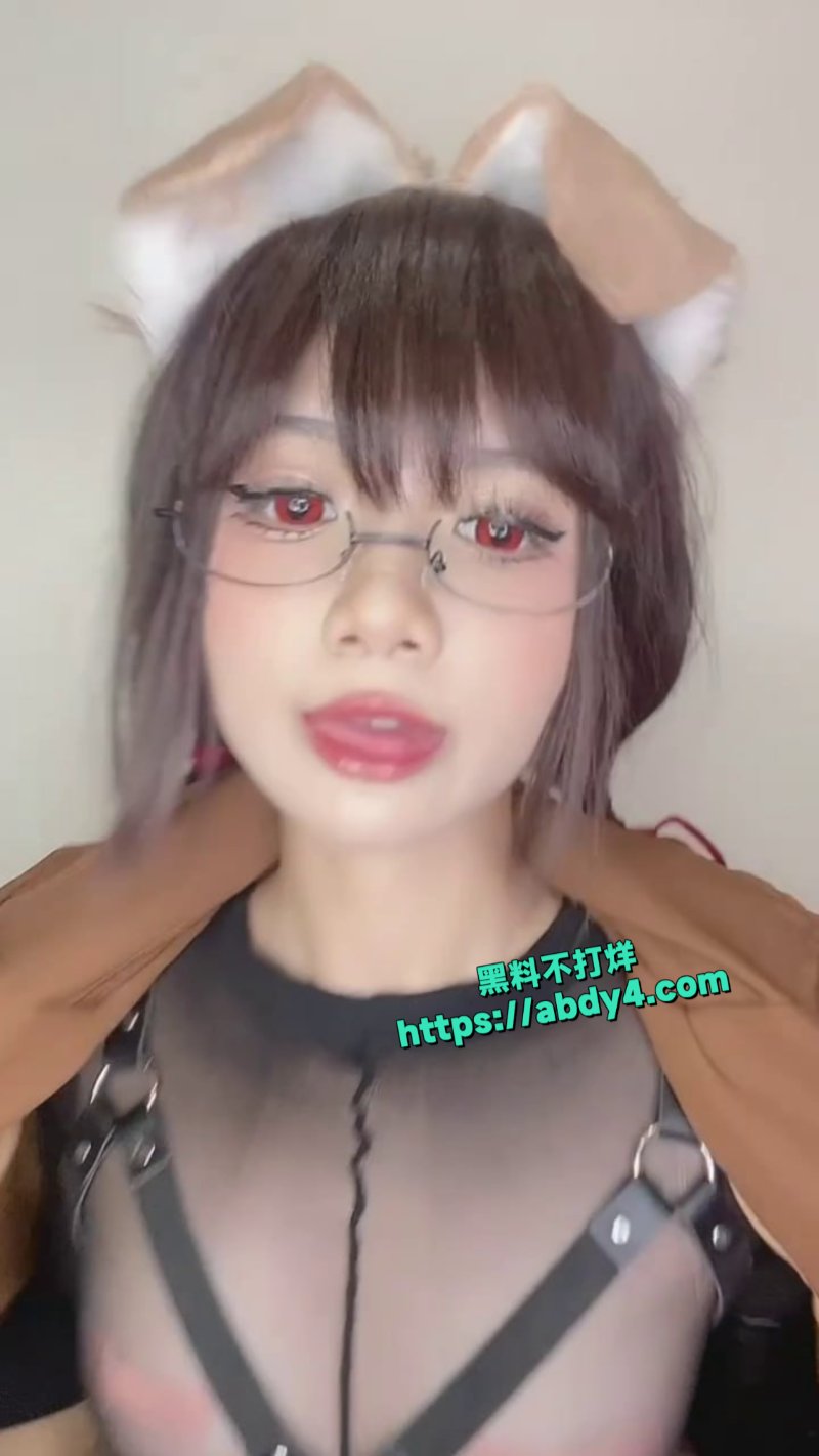 PoppaChan扮演黑丝小狗角色1