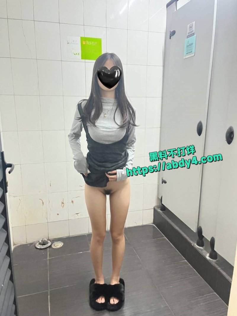 极品大学生校内玩户外露出14