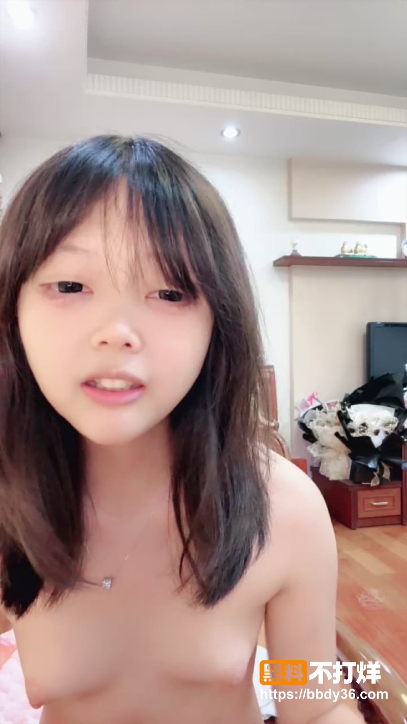 精神小妹直播大秀操逼4
