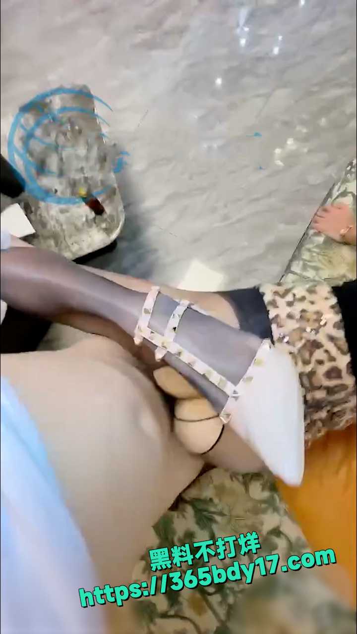 长腿女儿丽丽 4