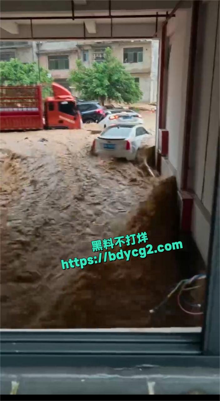 贵州榕江洪水3