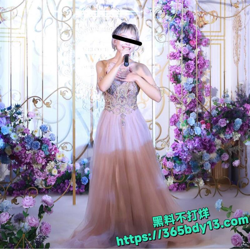 黑哥Leo约炮音乐老师私拍19.j