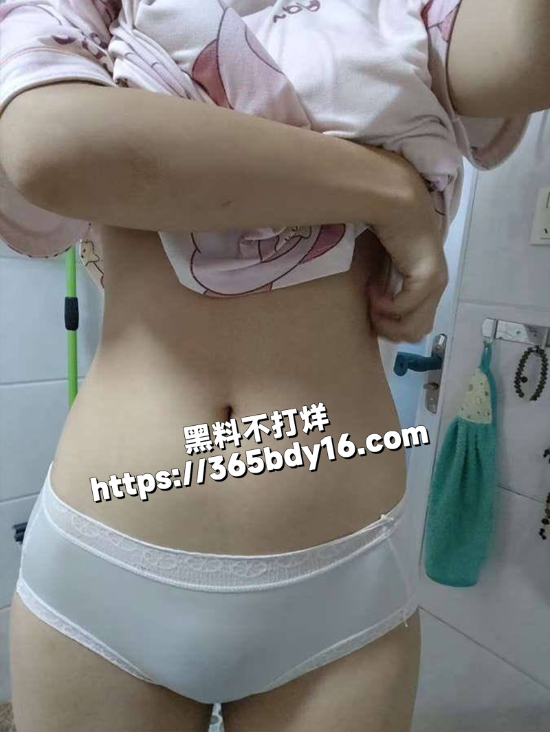 推特萝莉女友小梅 18