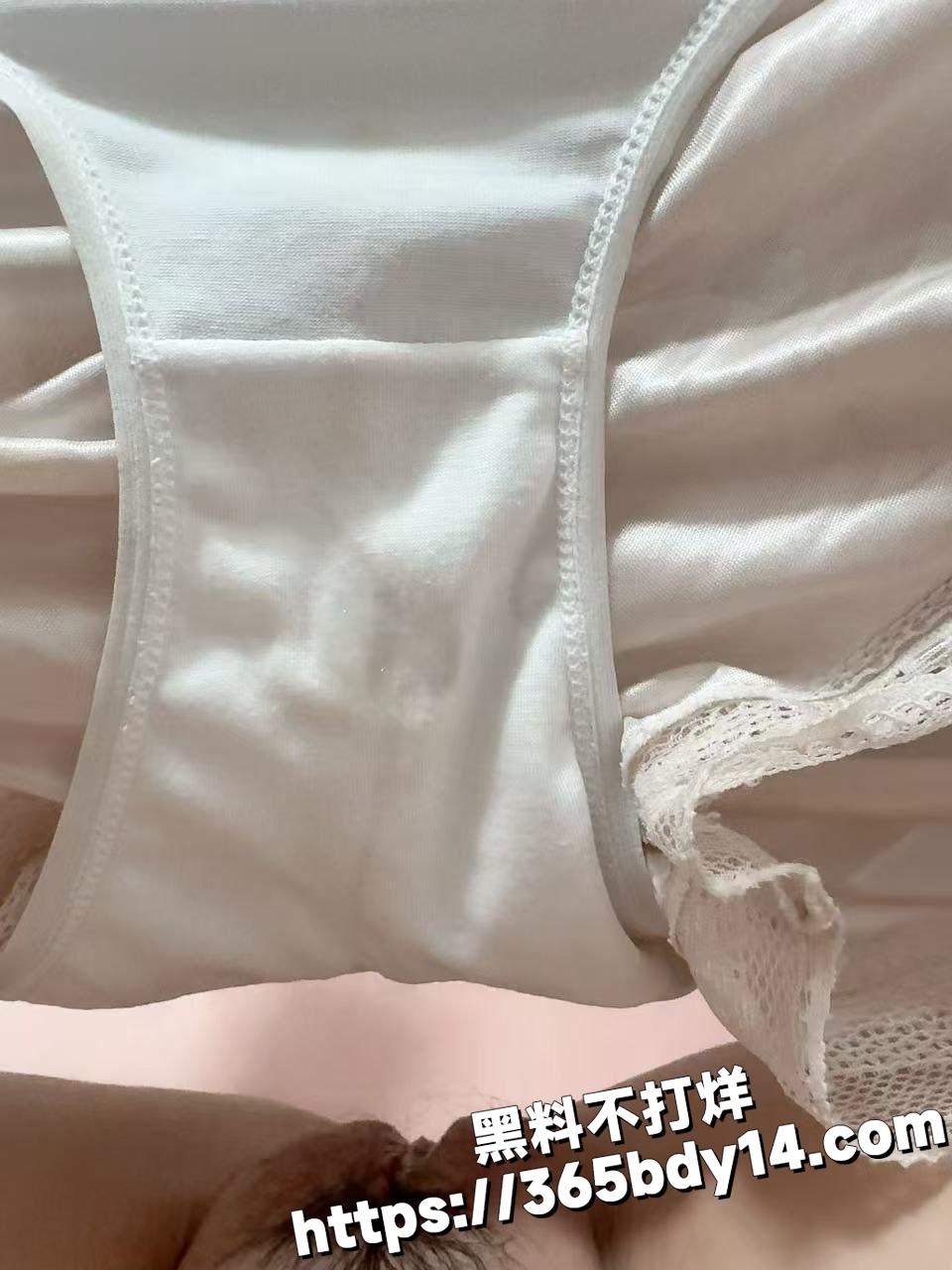 小怡奈奈18