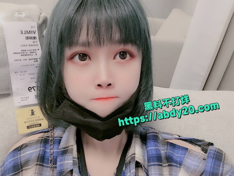 四川高颜值美女何秀兰5