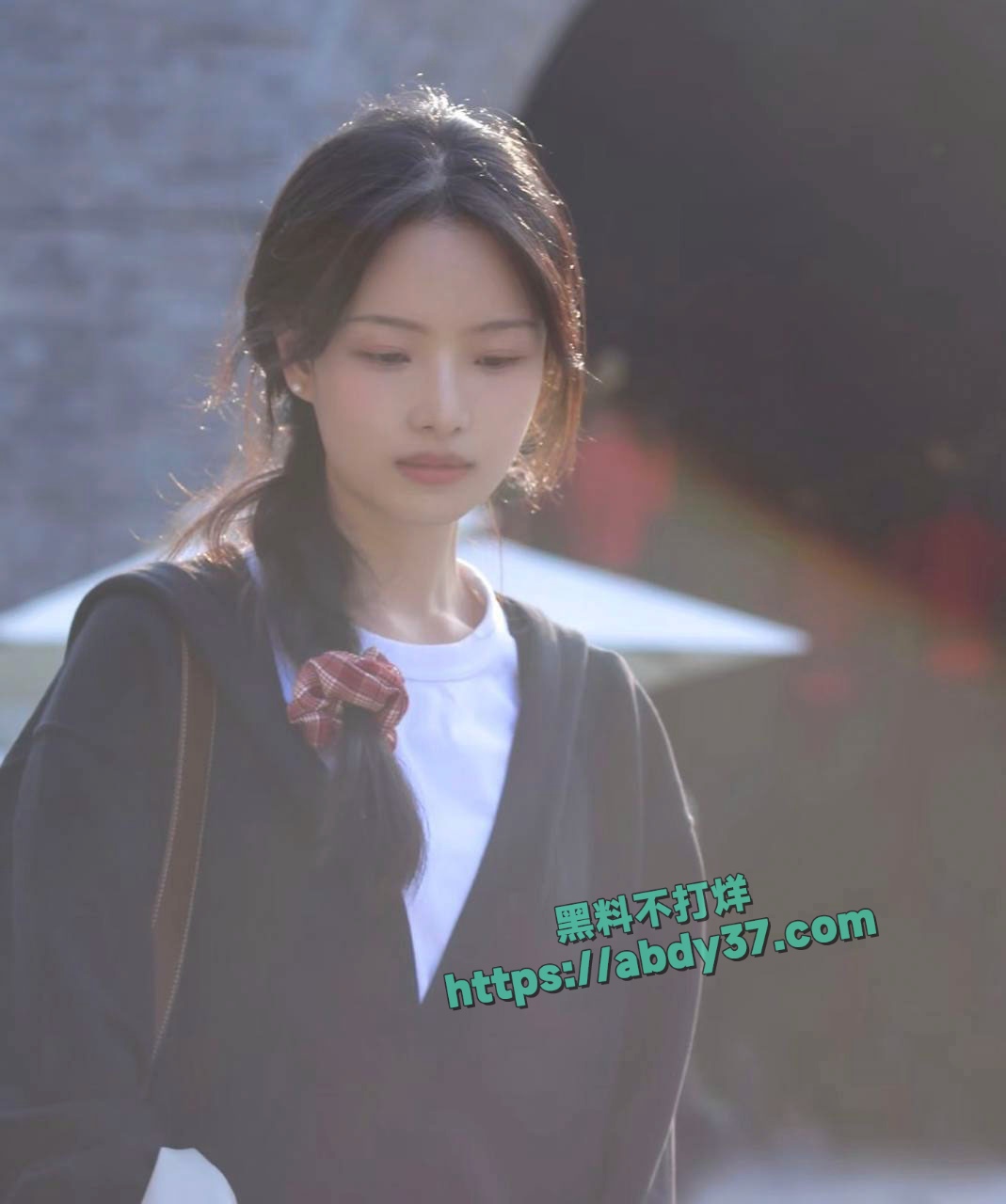 抖音网红骏良被曝婚内出轨女助理 36