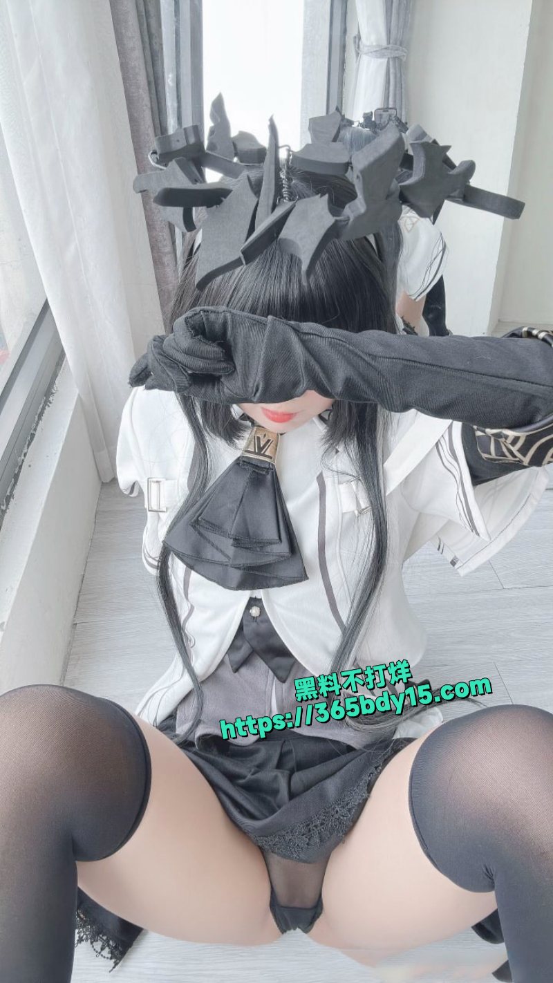 极品萝莉Poppachan化身明日方舟Virtuosa 黑丝尤物大尺度私拍尺度炸裂9