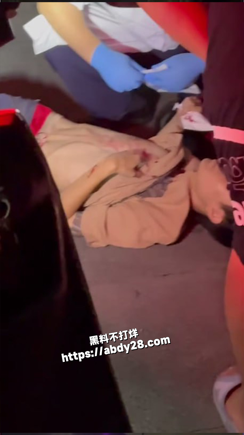 精神刀妹大战精神小伙3