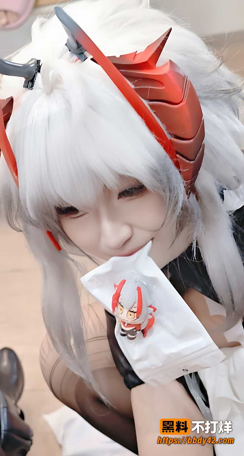星辰怡月剑 Cosplay