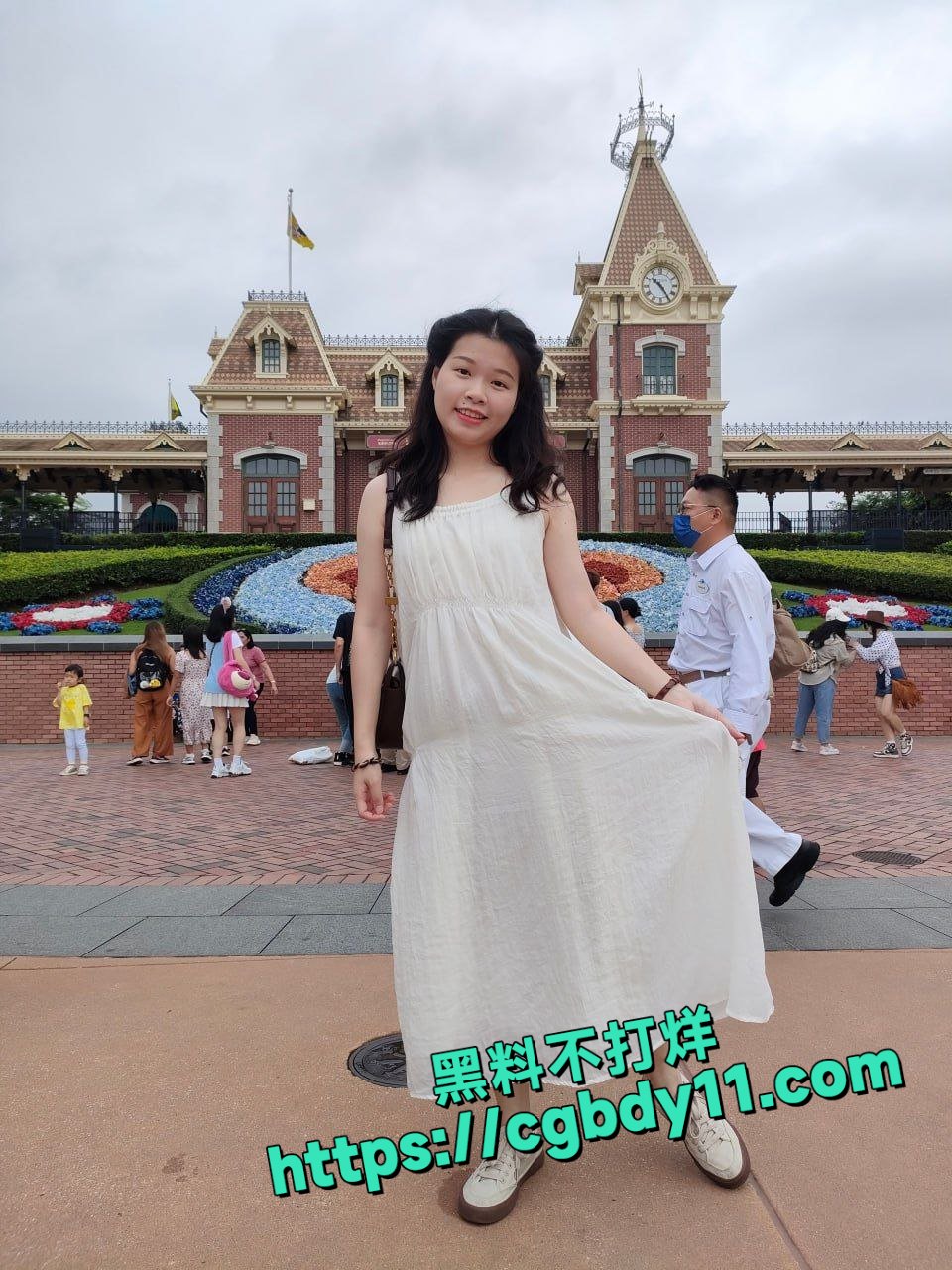 温州龙港幼儿园卖淫事件女幼师7.jpg