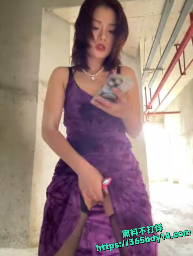 ST站户外露博主 Asia_Melody 工地自慰视频