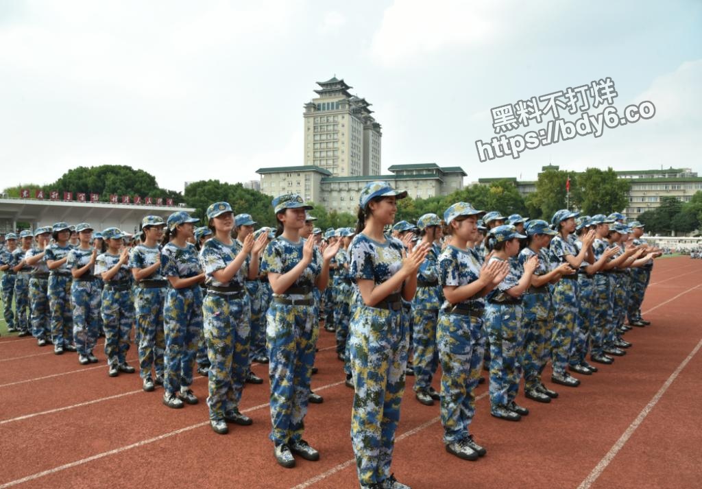 8380F553FEA3BEA6E9BEF5A6910_6529C75E_1BEBC.jpg