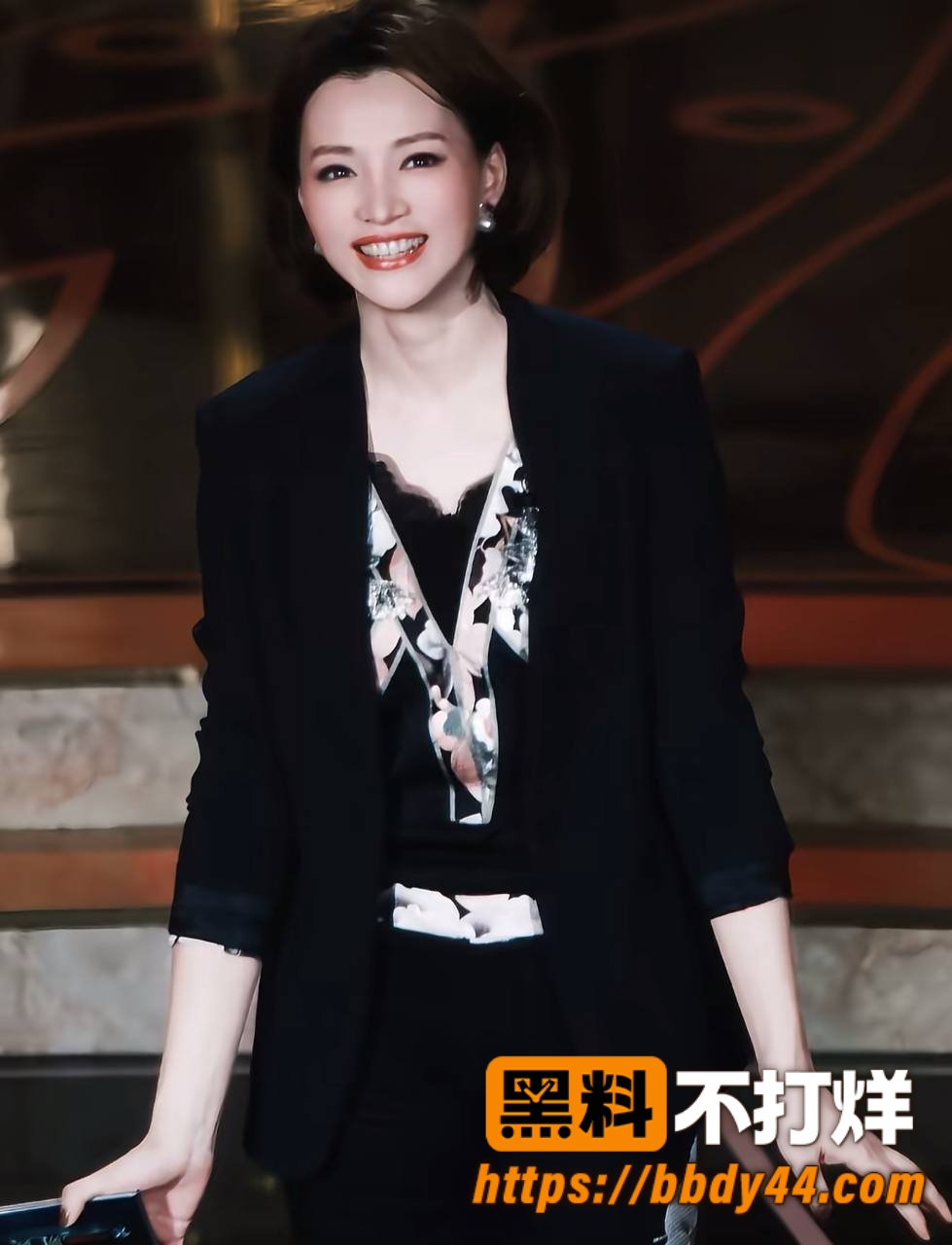 董卿照片3